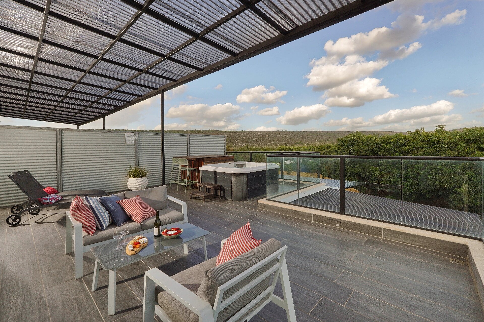 Colina Roof A